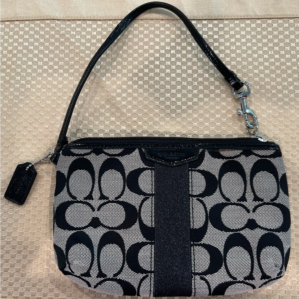 Coach Signature Jacquard Wristlet